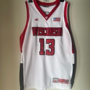 Wisconsin Badgers #13 Basketball Jersey NCAA White Men’s - size medium